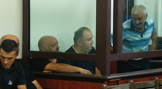 ნოდარ დუმბაძის სკვერის საგა – რა მოხდა ჩოხატაურში