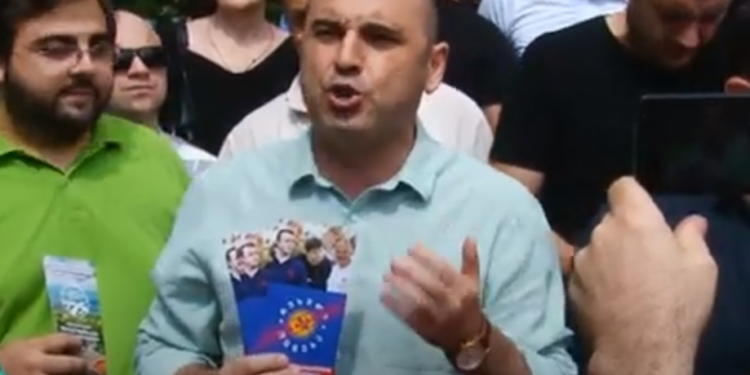 ”ამ ბანძებს ნუ დააჩმორებინებთ თავს” – ლევან ხაბეიშვილი ჩოხატაურელებს მიმართავს