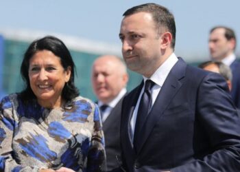 ” მე მას ვუშვებდი ყველგან, ჩვენ, მთავრობა ვუგზავნიდით თანხმობის წერილებს” – ღარიბაშვილი ზურაბიშვილზე