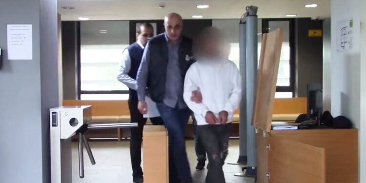 “შიშველი სხეულის ამსახველი ფოტოები, დაზარალებულის მეგობრებს გაუგზავნა და „FACEBOOK”-ის გვერდზე განათავსა”- დაკავებულია 7 პირი