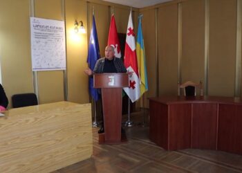 ოზურგეთის საკრებულოს თავმჯდომარის დავით დარჩიას გაწეული ანგარიშის მოსმენა