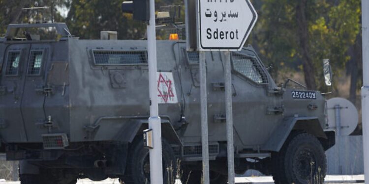 ისრაელმა საომარი მდგომარეობისთვის მზადყოფნა გამოცხადა, დაწყებულია ოპერაცია “რკინის ხმლები”