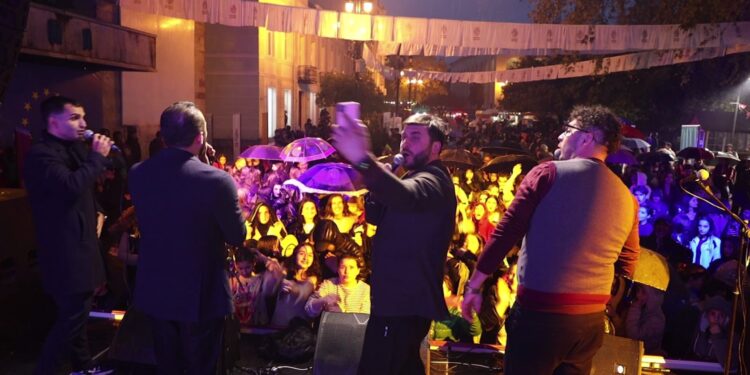 “ღვინის დღეების” აღსანიშნავი კონცერტი ოზურგეთში