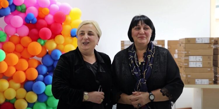 ოზურგეთის მეორე საჯარო სკოლის პედაგოგს საქართველოს დამსახურებული მასწავლებლის წოდება მიენიჭა