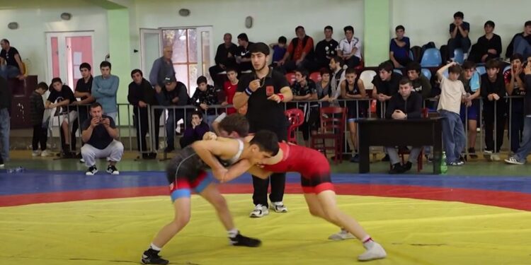 ოზურგეთში, ბერძნულ რომაულ ჭიდაობაში ალექსანდრე ბოლქვაძის ხსოვნისადმი მიძღვნილი ტურნირი გაიმართა