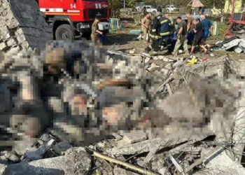 რუსებმა ხარკოვში კაფე და მაღაზია დაბომბეს, დაიღუპა 48 ადამიანი, მათ შორის 6 წლის ბავშვი