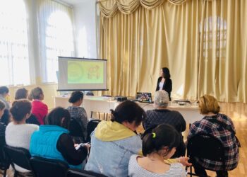 “Let’s Empower Each Other” პროექტის ფარგლებში ოზურგეთში საინფორმაციო შეხვედრები ჩატარდა