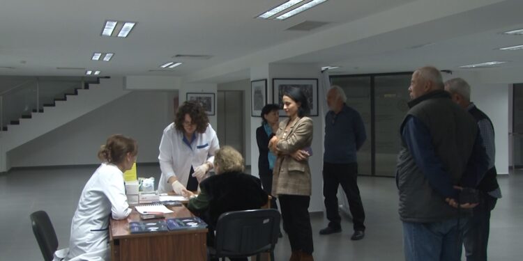ვიდეო – ოზურგეთში C ჰეპატიტზე უფასო სკრინინგის აქცია გაიმართა