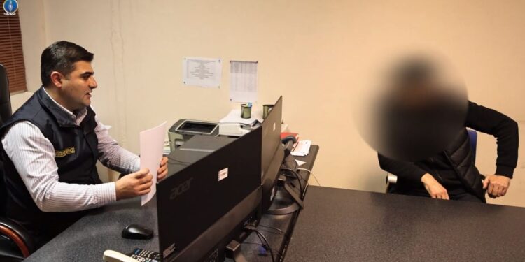 2 მილიონი ლარის ყალბი დღგ -ს ანგარიშ-ფაქტურების გამოყენების საქმეზე, 3 პირს ბრალი წაუყენეს