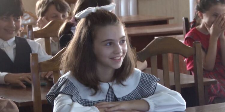 “ტყუილის დღე” და სტუმარი გიორგი კეკელიძე – ოზურგეთის #4 საჯარო სკოლის მოსწავლეების ღონისძიება