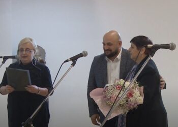 ვიდეო – ოზურგეთში მუნიციპალიტეტის მასშტაბით აღიარებული პედაგოგები დააჯილდოვეს