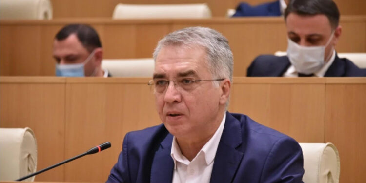 დავით სერგეენკო პარლამენტს ტოვებს