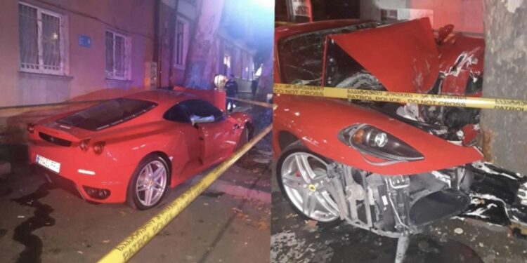 ვიდეო – ავარია თბილისში, ავტომობილი ხეს შეეჯახა