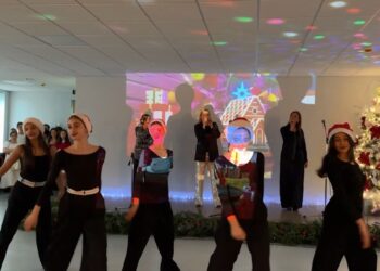 ვიდეო – საახალწლო კარნავალი #1 საჯარო სკოლაში