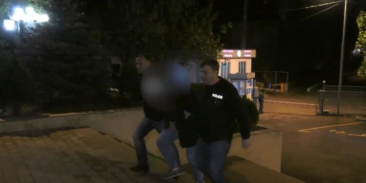 ვიდეო – განზრახ მკველობის ბრალდებით ერთი პირი დააკავეს თბილისში