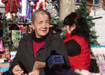 ვიდეო – როგორ ხვდებიან წელს ოზურგეთში ახალ წელს და რამდენად გართულებულია საახალწლო სამზადისი