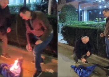 “ალტ-ინფოს” ლიდერებმა თბილისის მერიის შენობიდან ევროკავშირის დროშა ჩამოხსნეს და დაწვეს