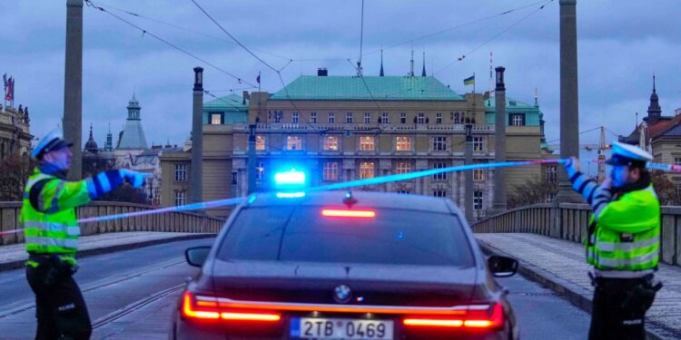 14 დაღუპული პრაღაში – ჩეხეთში გლოვის დღე გამოცხადდა