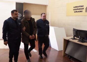 “მოქალაქის შვილს და მის მეგობარს ფიზიკური შეურაცხყოფა მიაყენა” – დაკავებულია დაცვის პოლიციის დეპარტამენტის ინსპექტორი