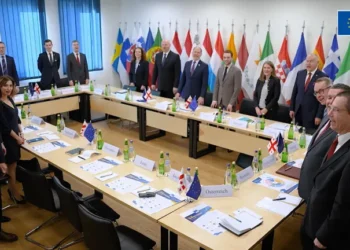 ევროკავშირის 27 წევრი ქვეყნის ელჩი საქართველოს ევროკავშირის წევრობის კანდიდატის სტატუსის მინიჭებას ულოცავს