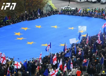 „ევროპის მოედანზე” ევროკავშირის ყველაზე დიდი დროშა გაიშალა