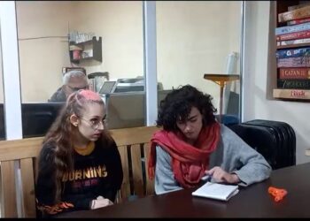 ფრანგული ენისა და ფოტოგრაფიის კურსი – რას საქმიანობენ ფრანგი მოხალისეები ოზურგეთში