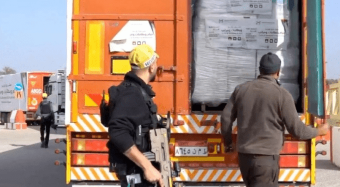 ისრაელმა პირველად გაატარა ჰუმანიტარული ტვირთი ღაზის მიმართულებით