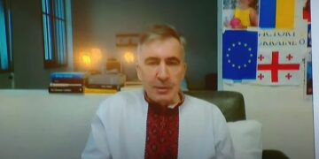 “ქართველი ხალხისთვის არის ორი არჩევანი – ან ესენი დატოვოს ხელისუფლებაში და მაშინ ჩვენი გზა ევროპისკენ უსაშველოდ გაგრძელდება” – სააკაშვილი