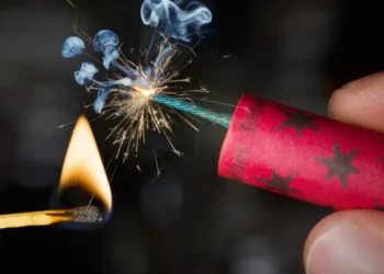 ქობულეთში არასრულწლოვანს პიროტექნიკა საწვავში ჩაუვარდა და აფეთქდა