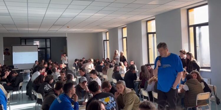 ოზურგეთის #2 საჯარო სკოლა ” რა? სად? როდის? ” გამარჯვებული გახდა