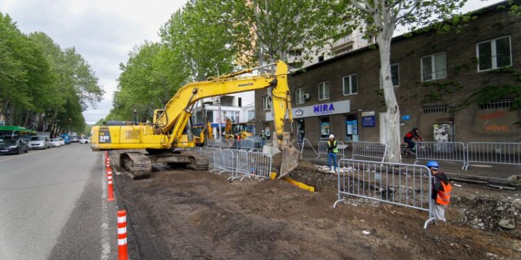 “წერეთლის გამზირის სარეაბილიტაციო სამუშაოები უხარისხოდ ჩატარდა” – თბილისის მერია