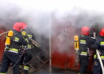 ხანძარი თბილისში – ცეცხლი კონტეინერს გაუჩნდა