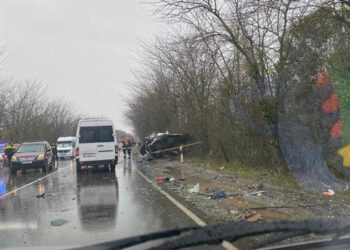 ავარია ქუთაისის გზაზე – ერთმანეთს რამდენიმე ავტომობილი შეეჯახა