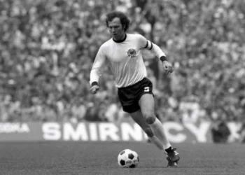 ლეგენდარული ფეხბურთელი ფრანც ბეკენბაუერი გარდაიცვალა