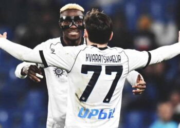 კვარაცხელიას დუბლი და ასისტი „სასუოლოსთან“ – „ნაპოლიმ“ ერთ-ერთი აუტსაიდერი დაამარცხა + ვიდეო