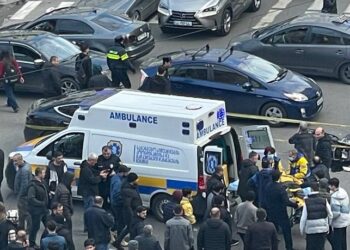 ბათუმში კურიერს ავტომობილი დაეჯახა