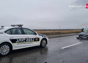 ავტოსაგზაო შემთხვევა გურიაში – ერთმანეთს 2 ავტომობილი შეეჯახა