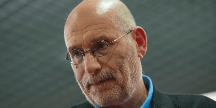 რუსეთის სასამართლომ ბორის აკუნინი დაუსწრებლად დააპატიმრა