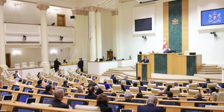 ვის მიენიჭება საქართველოს მთავრობაში პირველი ვიცე-პრემიერის უფლებამოსილება – კობახიძის განცხადება პლენარულ სხდომაზე