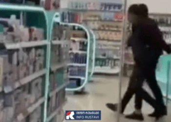 ვიდეო – “კაცი მოვკალი, პოლიციაში დარეკეთო” – როგორ დააკავეს რუსთავში 4 ადამიანის მკვლელობაში ბრალდებული მამაკაცი