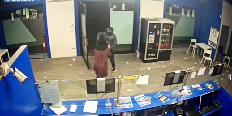 იტალიაში, ყაჩაღობის ბრალდებით, ქართველი ახალგაზრდა კაცი დააკავეს