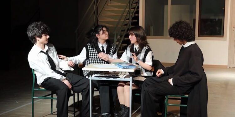 ვიდეო – “უსასრულო ხელოვნება” – ოზურგეთის #1 საჯარო სკოლის დრამკლუბის წარმოდგენა