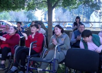 ვიდეო – დედის დღისადმი მიძღვნილი ღონისძიება საქველმოქმედო ასოციაცია „გურიაში“