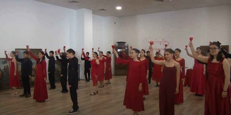 “სიყვარულზე სიყვარულით” – ოზურგეთის #2 საჯარო სკოლის წარმოდგენა