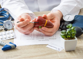 რა ადრეული ნიშნები აქვს ღვიძლის კიბოს