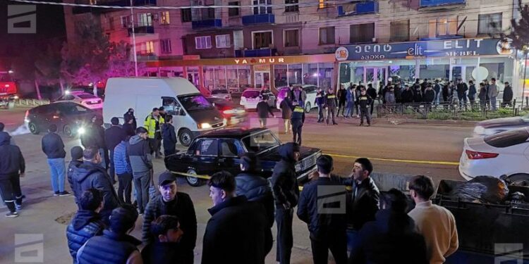 სატვირთო ჯერ ქვეითს, შემდეგ კი სამ მანქანას შეეჯახა – ავტოსაგზაო შემთხვევა მარნეულში