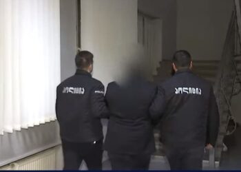“ბრალდებული 4 ბინაში შეიჭრა, ძვირფასი ნივთები და თანხა მოიპარა” – შსს – მ 1 პირი დააკავა