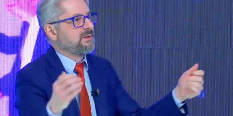 “მე მიშა სააკაშვილის მოწონება პოლიტიკაში რომ მჭირდებოდეს, მის პარტიაში ვიქნებოდი” – გვარამია
