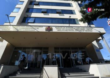 ჯანდაცვის მინისტრის ორმა მოადგილემ პოსტი დატოვa