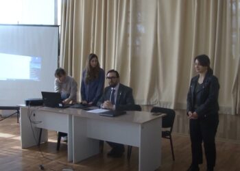 კოლეჯ „ჰორიზონტში“ ნატო-საქართველოს თანამშრომლობის საკითხებზე საინფორმაციო შეხვედრა გაიმართა